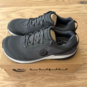 Topo Athletic Traverse Grey/Charcoal Men’s Size 9.5 BRAND NEW NEVER WORN!
